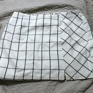 CUTE Cream & Black Cato Checkered Tweed Skirt 22W